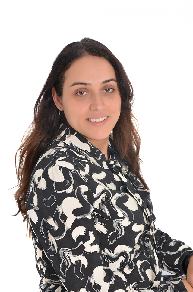 Mitarbeiterin Amina